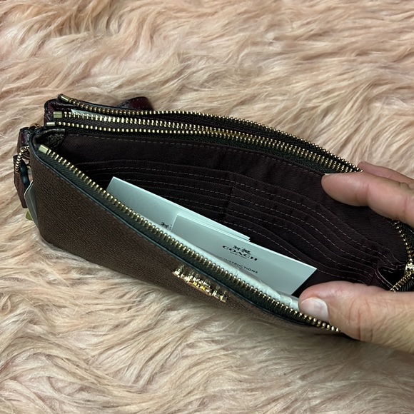 NWT Coach - Picture 5 of 7